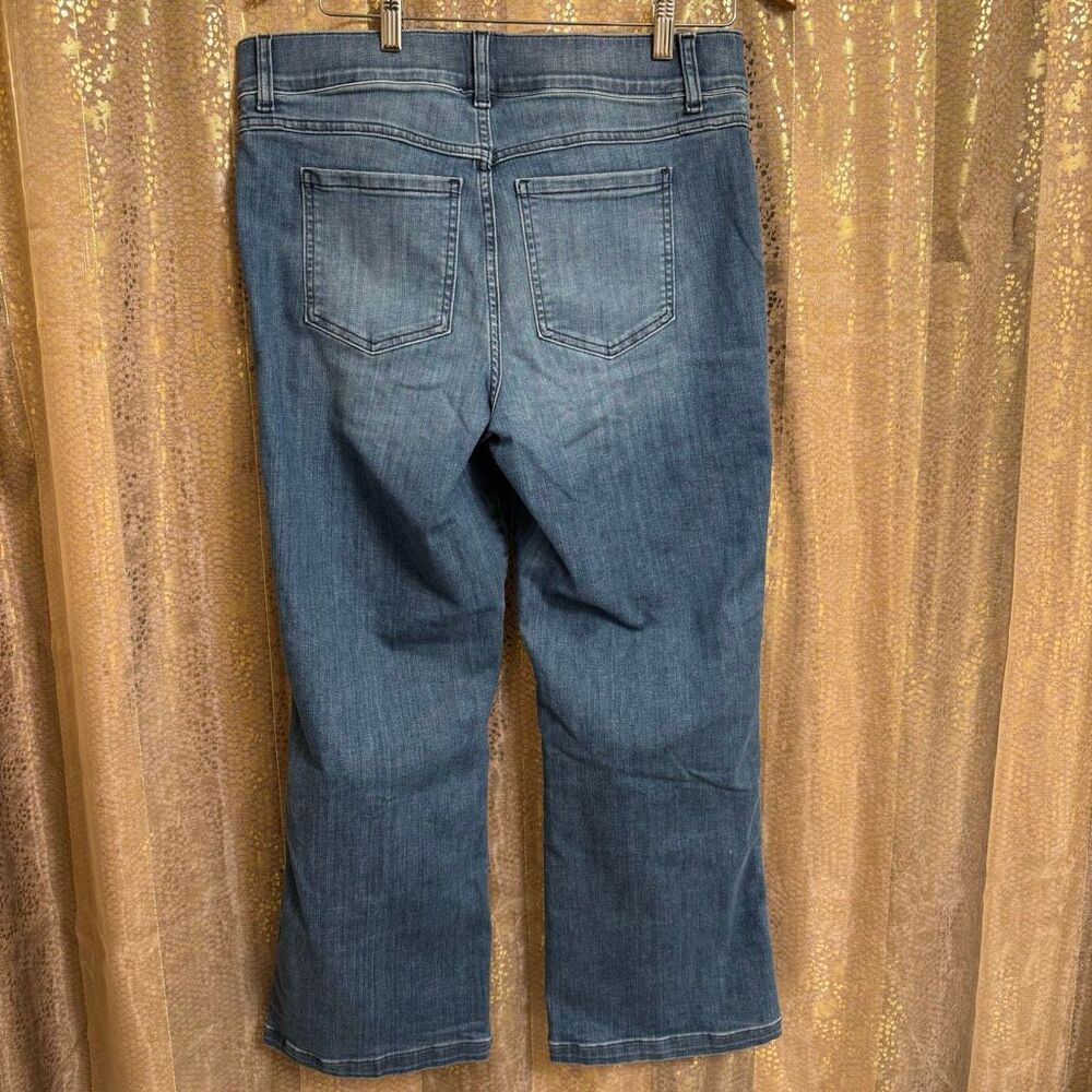 Spanx Cropped Kick Flare Pull On Jeans Size XL Vintage Indigo NWT - Picture 2 of 7